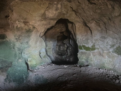 Esplora la Grotta dei Pipistrelli